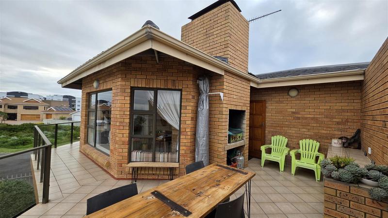 3 Bedroom Property for Sale in Reebok Western Cape